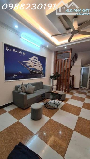 HÀNG HIẾM - Bán nhà Vĩnh Tuy - Hai Bà Trưng - 5 tầng - 34m2 - ngõ gần ô tô giá nhỉnh 5 tỷ