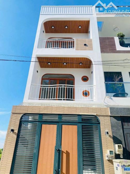 Cho thuê phòng WC riêng, Máy lạnh Inverter, Nước nóng ngay chợ Long Trường