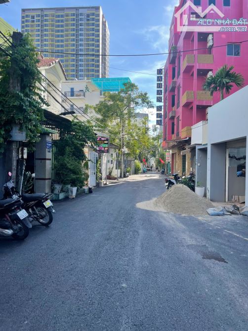 Bán đất 2mặt tiền đường trước và sau, kiệt ô tô ra đường Võ Nguyên Giáp _ đối diện Resort