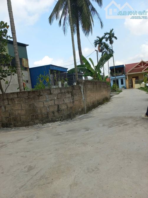 Lô góc 69m trục thông Lâm Động ngõ ô tô sát đường quy hoạch 36m giá 1,x tỷ