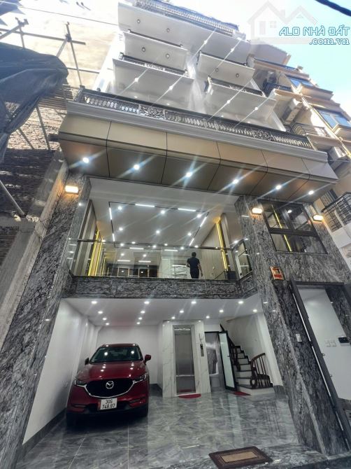 Bán nhà đường Hoàng Mai ô tô tránh, Dt 60m2,6t, mt 6.7m, kinh doanh đỉnh.