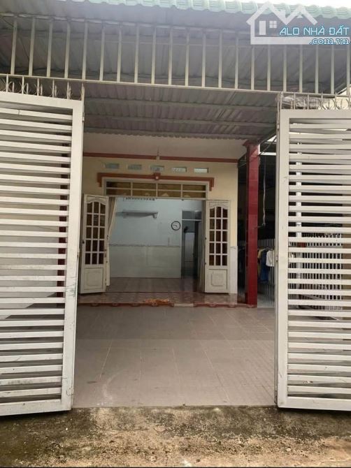 Cần bán gấp căn nhà ở Đ. Hồ Văn Tắng , Tân Phú Trung ,  Củ Chi 112m2 - SHR - giá 785tr