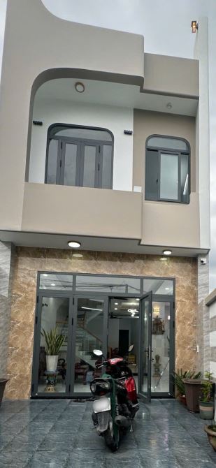 Bán nhà 2 tầng mặt tiền đường cây da xề gần siêu thị go dt 114m2