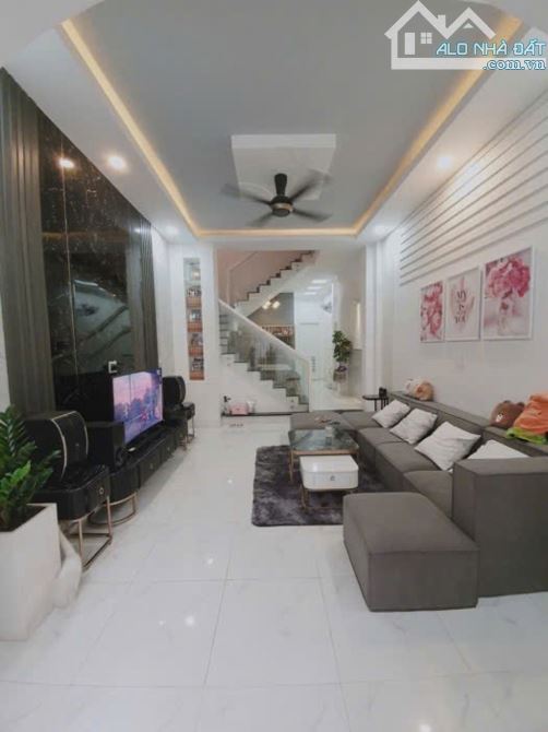 ⭐️⭐️ Giảm 100tr! Nhà SHR Vuông 2 tầng 71m2 – Lê Đức Thọ Gò Vấp