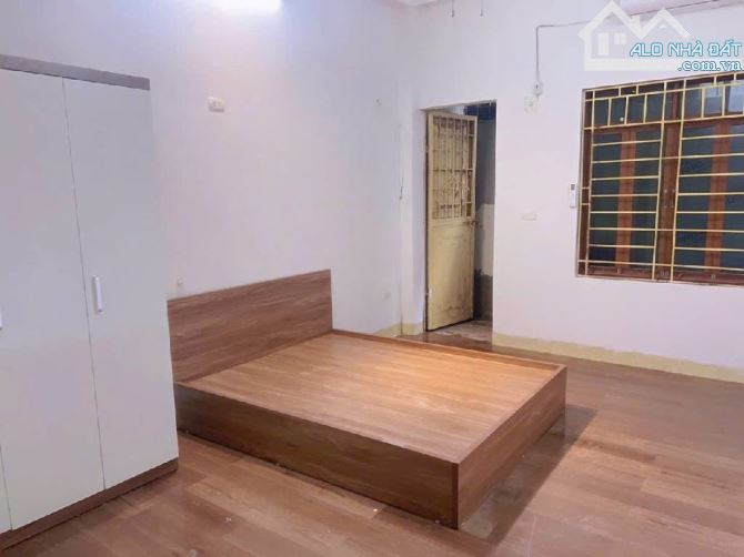 NHÀ PHỐ VŨ TÔNG PHAN-Ô TÔ TRÁNH TRƯỚC NHÀ-BA BƯỚC RA PHỐ-72M2-5 TẦNG-18,8 TỶ
