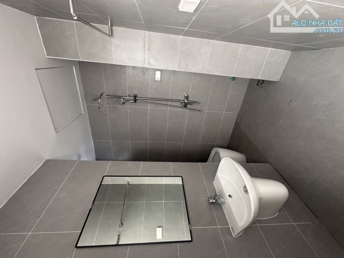 NHÀ PHỐ BÙI XƯƠNG TRẠCH-GẦN PHỐ-BA BƯỚC RA Ô TÔ-40M2-4 TẦNG-7,6TỶ