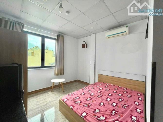 Cho thuê căn hộ Studio Cửa sổ thoáng Q4 gần chợ 200, ĐH Luật, ĐH Nguyễn Tất Thành