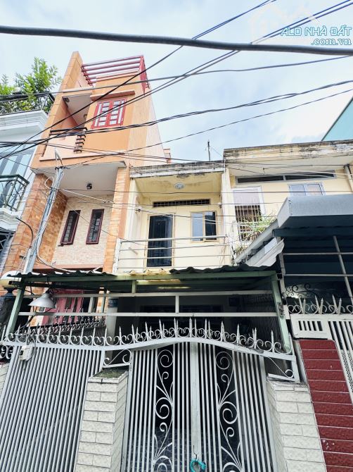 SIÊU RẺ 50M2 ĐẤT TẶNG NHÀ CẤP 4 2 LẦU CHỈ NHỈNH 3 TỶ KO CÒN NHÀ TƯƠNG TỰ  HẼM THÔNG RA 3 M