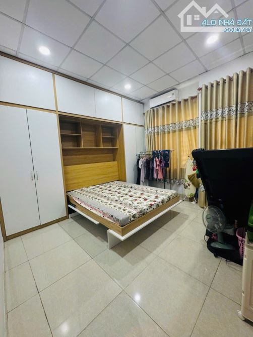 Nhà đẹp 2 tầng Phan Huy Ích, khu đồng bộ, 44m2, hẻm xe hơi 5m, chỉ 4 tỷ 99