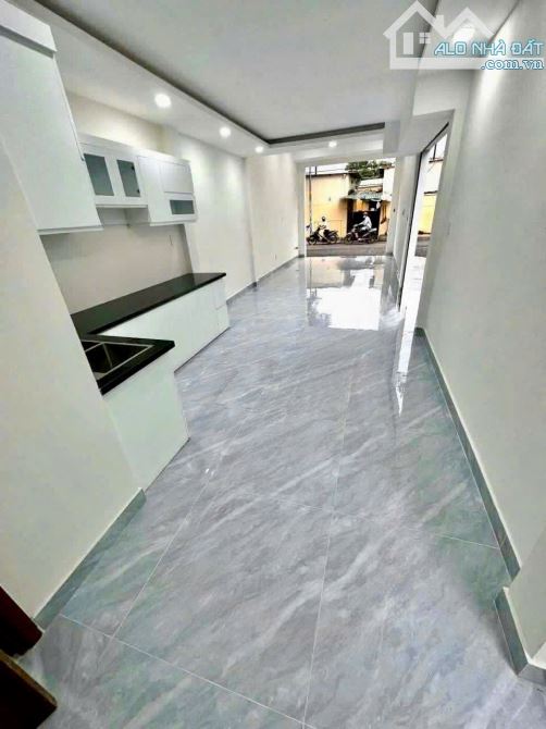 BÁN  NHÀ LÔ GÓC HAI MẶT TIỀN 2 TẦNG TRẦN THỊ DO HIỆP THÀNH QUẬN 12 SHR GIÁ CHỈ 4,8 TỶ