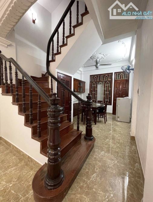 Ngõ SH quay, an ninh- Cạnh Nguyễn Đức Cảnh- 42m- 7 tỷ 36