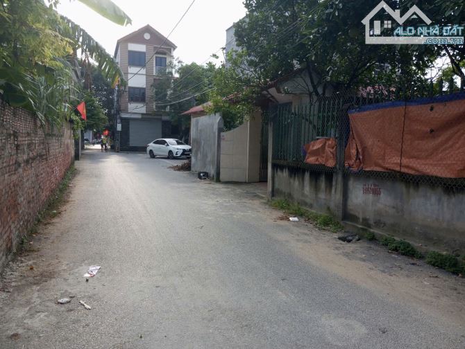 BÁN ĐẤT TAM Á Ô TÔ 7 CHỖ THÔNG GẦN KCN THUẬN THÀNH 3 DÒNG TIỀN ĐỈNH DT132M2 NHỈNH 3TỶ