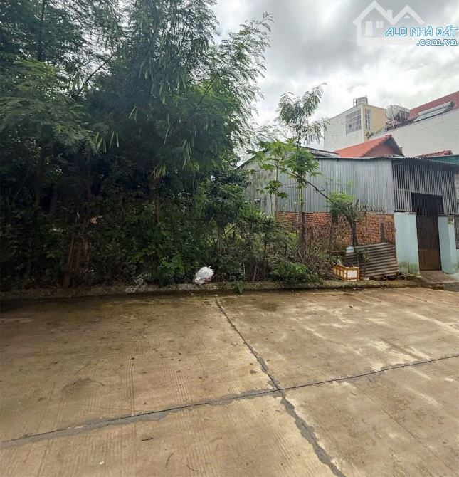 LÔ ĐẤT FULL THỔ CƯ MẶT TIỀN Y BHIN : GIÁ 5.15 tỷ