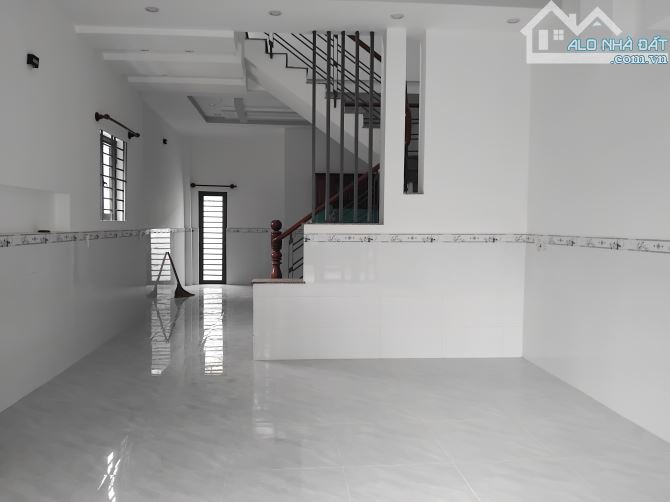 Bán nhà 2 Tầng ,Tân Chánh Hiệp Q12 gần Tô Ký-dt 68m²,hẻm xe tải thông nhau-Giá chỉ 5.2 tỷ.