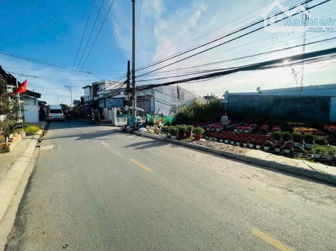 bán đất mặt tiền đường làng hoa bà bộ, bình thuỷ cần thơ, giá 5.2 Tỷ ( 8.92m x 21m ) thổ