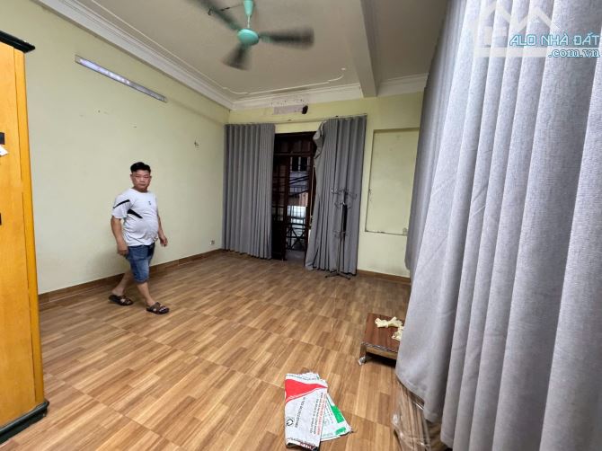 Bán nhà Cự Lộc Thanh Xuân ,42m, 5 tầng, giá 7,15 tỷ