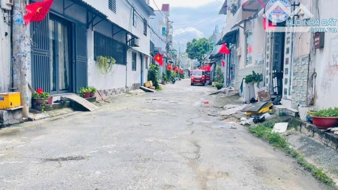 BÁN NHÀ LÊ VĂN KHƯƠNG Q12 - 75M2 ( 5M X 15M) - ĐƯỜNG 8M THÔNG - 5.33 TỶ.