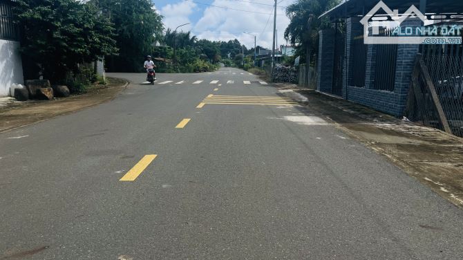 💥 SIÊU VỊ TRÍ – TRUNG TÂM THỊ TRẤN ĐẤT ĐỎ 📍 Mặt tiền đường Phạm Văn Hy – Xã Đ