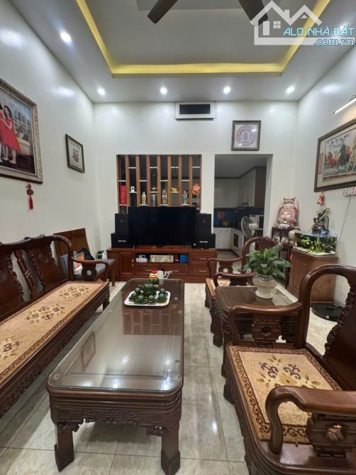 Trung tâm quận Hà Đông - 55m²- Nhỉnh 10 tỷ. Phân lô ô tô đỗ cửa
