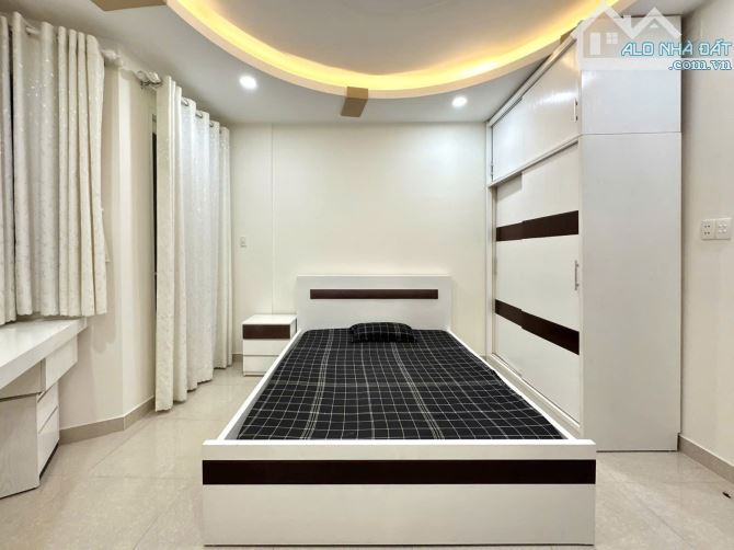 NHÀ 5 TẦNG- 4.1x 7.5M- Ko LỘ GIỚI- HXH- ĐOÀN THỊ ĐIỂM P1 PN- 7,7 TỶ - 10