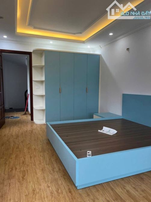 13 TRIỆU 🏡 CHO THUÊ NHÀ NGUYÊN CĂN PHỐ HỒNG TIẾN – BỒ ĐỀ 🚗 Ô TÔ NGỦ TRONG NHÀ – 3PN - 10