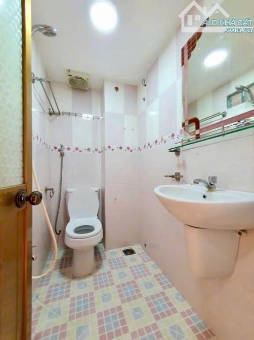 BÁN NHÀ 376/106 NGUYỄN ĐÌNH CHIỂU 5 TẦNG HẺM Ô TÔ 5M NGAY CMT8-HÒ XUÂN HƯƠNG 6,7 TỶ HH1% - 11
