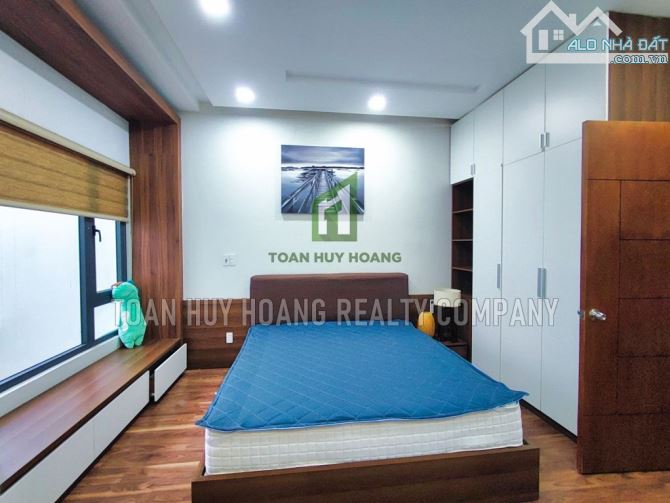 Nhà 4 tầng, 5 phòng ngủ, khu Nam Việt Á - B467 - 11