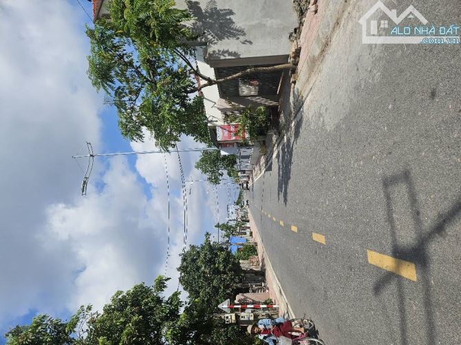 6.x tỷ/100 M2/ 5.6 M tiền/ Mặt Phố Trục Chính Liên Nghĩa - 11