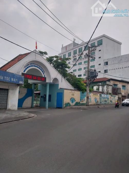 Căn góc 2 mặt tiền đường lê lợi, phường 4 , quận gò vấp, đường lê lợi rộng 20m - 1