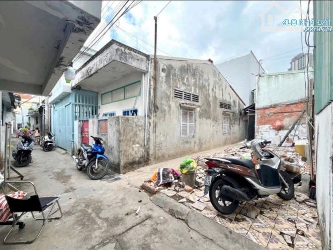 Nền thổ cư 28m2 kế chợ Xuân Khánh, đường Mậu Thân giá 990 triệu - 1