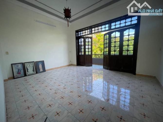 SIÊU PHẨM MẶT BIỂN NGUYỄN TẤT THÀNH - 2 MẶT THOÁNG – NHÀ 4 TẦNG - DT 125M2 - GIÁ 16,X TỶ - 1