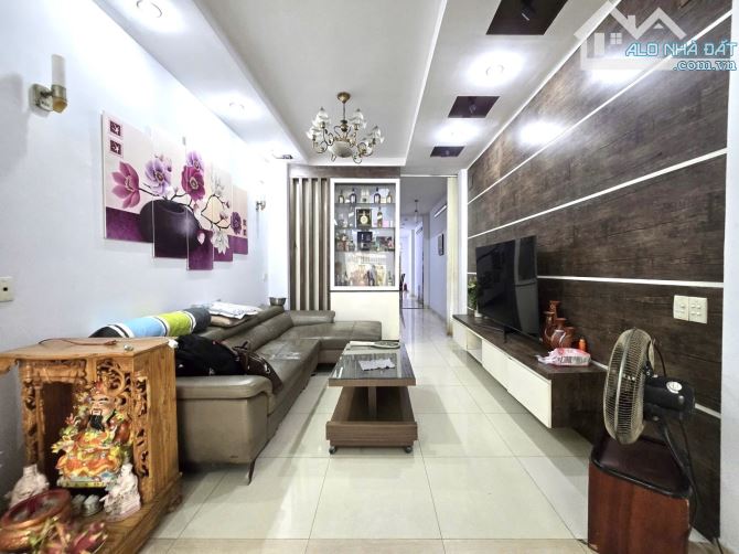 Bán nhà hẻm xe hơi Dương Bá Trạc Quận 8, 99m2, 3 tầng. - 1