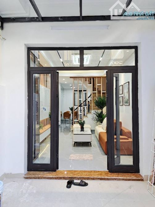 Nhà mới tinh, full nội thất, 42m2 Kim Giang. Ngõ rộng thênh thang, vài bước ra phố. - 1