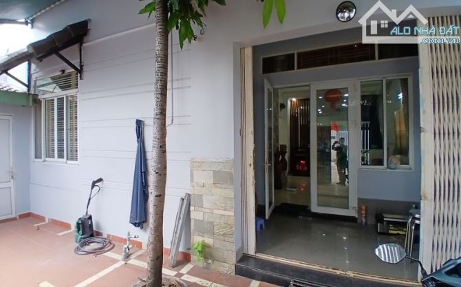 Cơ hội sở hữu nhà hẻm 8m Đông Hưng Thuận 42, Q12, 190m2, 2 tầng ngang 9,5m, giá rẻ. - 1