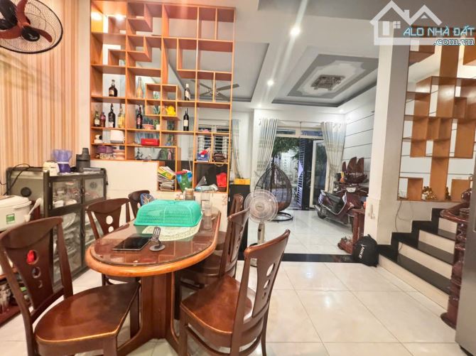 BÁN Nhà 2 tầng hoàn công đầy đủ ngay QL1K Dĩ An – 69m² (6x11.5m) Ô TÔ NGỦ NHÀ. 5,25T - 1
