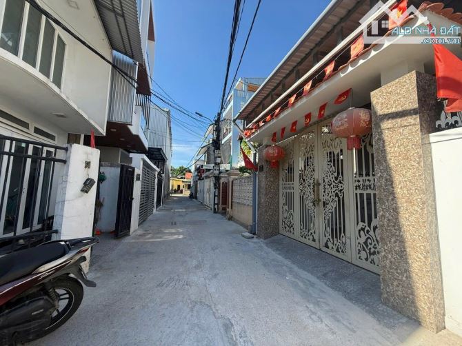 Bán nhà 2 tầng 2 mặt tiền Kiệt Oto Quay Đầu Lương Văn Can, An Cựu, TP Huế➖Chỉ 2,6 tỷ - 1