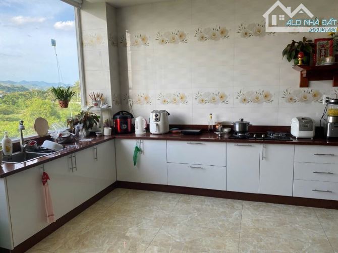 Bán căn nhà 4 tầng đường Nguyễn Bỉnh Khiêm phường Nha Tranv - 1