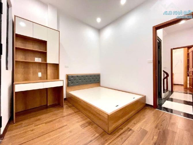 Bán nhà minh khai – 41m2 x 7 tỷ , ngõ ba gác, gần phố, siêu thoáng sáng, 5 phòng. - 1