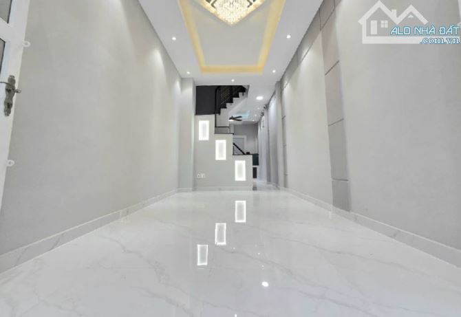NHÀ ĐẸP TÂN BÌNH - KHU BÀU CÁT-  37M2 - 1 TRỆT 3 LẦU - HẺM XE HƠI - FULL NỘI THẤT ĐẸP - - 1