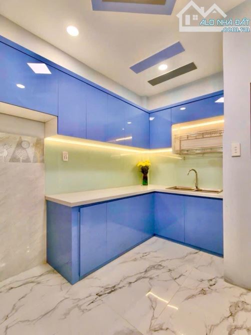 Bán nhà HẺM ÔTÔ ĐỖ CỬA Đồng Đen Tân Bình, 4 tầng, không lộ giới, chỉ 5.x tỷ - 1