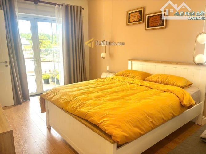 Villa mới đẹp sân đậu ô tô 203m2 thiết kế châu Âu P7 Đà Lạt chỉ hơn 13 tỷ - 1