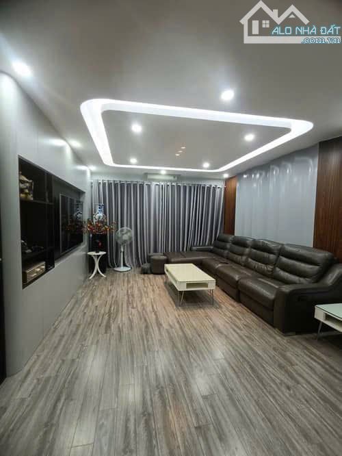 🌟 HOÀNG CẦU – LÔ GÓC SIÊU ĐẸP – NGÕ 61 Ô TÔ VÀO NHÀ – 62M – 5 TẦNG – 21,5 TỶ 🌟 - 1