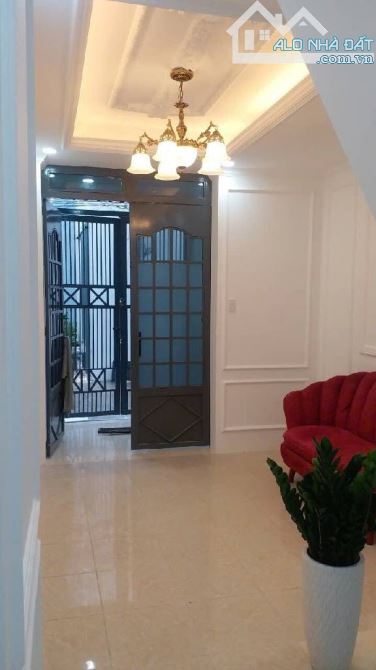 Siêu phẩm nhà 54m2 nở hậu, 2 tầng BTCT kiên cố, Phạm Thế Hiển, hẻm rộng thoáng, ngang 6m - 1