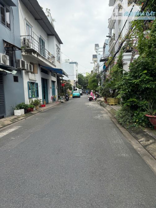 BÁN NHÀ TÂN PHÚ, HẺM XE TẢI THÔNG, ĐƯỜNG ĐỖ THỪA LUÔNG, 4X18M2