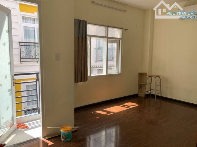 SÁT MẶT TIỀN, BÁN NHÀ BÌNH THẠNH - HẺM 5m NGUYỄN XÍ,GẦN VINCOM PLAZA 5 TẦNG,8PN 30tr/th - 1
