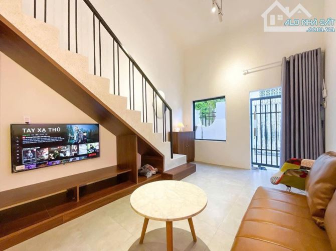 🏡 BÁN NHÀ ĐẸP HẺM LÝ THÁI TỔ –  thông ra NGUYỄN THỊ MINH KHAI, - 1