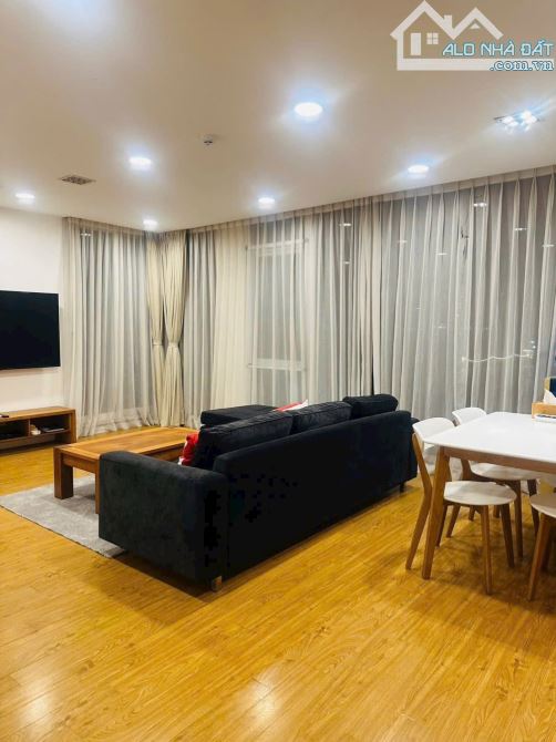 bán TÒA CĂN HỘ LÔ GÓC MẶT HỒ TÂY, PHỐ QUẢNG KHÁNH, 180 TỶ - 1