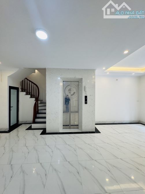 ‼️🆘‼️BÁN NHÀ MINH KHAI - 20 Ô TÔ TRÁNH - NHÀ MỚI KÍNH KOONG - THANG MÁY SỊN🏡🏡  DT: 73M - 1