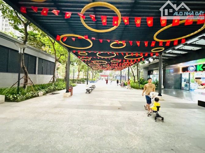 Bán căn hộ CCCC Hồ Tùng Mậu 3 ngủ cao tầng thoáng sáng sổ lâu dài 138m2 nhỉnh 11 tỷ - 1
