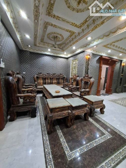 SÁT KHU TÊN LỬA, NHÀ ĐẸP 6 TẦNG CÓ THANG MÁY, 102M2, NGANG 6M, 15PN, 15WC, CHỈ 11 TỶ HƠN - 1
